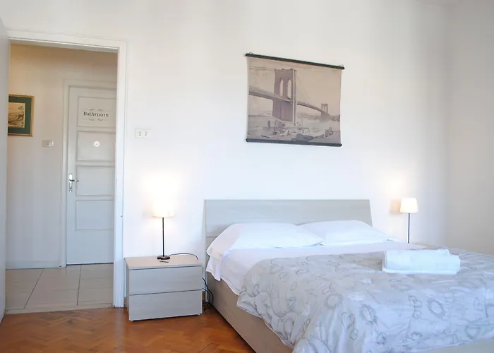 Dreaming Πανσιόν 3*